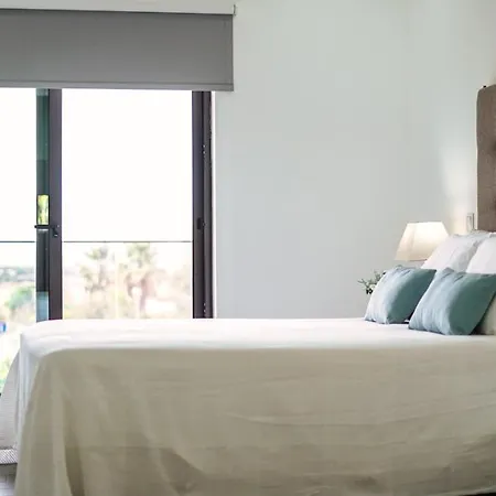 Villa Salut By Stay-Ici, Algarve Holiday Rental Villa Albufeira