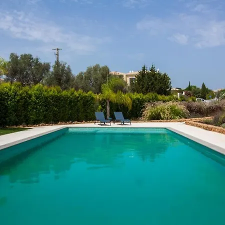 Villa Salut By Stay-Ici, Algarve Holiday Rental Villa