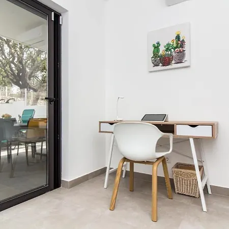 Villa Salut By Stay-Ici, Algarve Holiday Rental アルブフェイラ