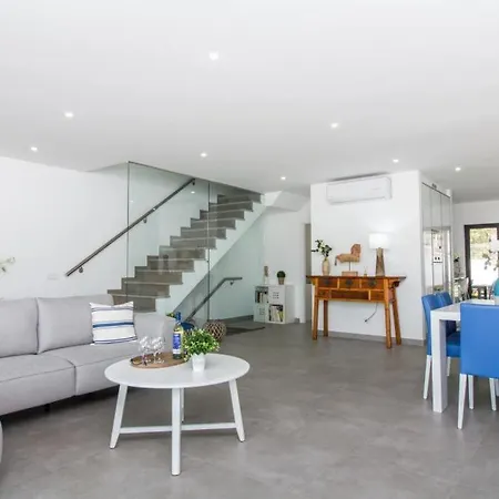 Villa Salut By Stay-Ici, Algarve Holiday Rental ヴィラ