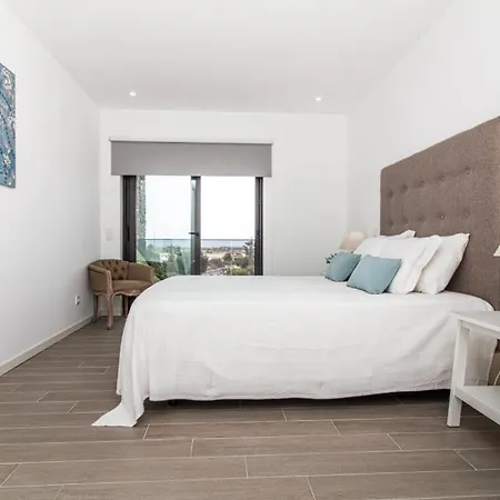 Villa Salut By Stay-Ici, Algarve Holiday Rental * アルブフェイラ