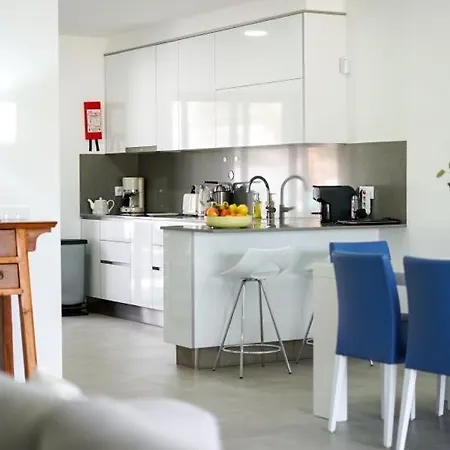 Villa Salut By Stay-Ici, Algarve Holiday Rental アルブフェイラ